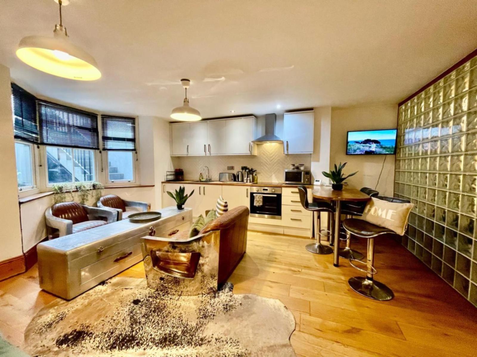 By The Beach Large Central Stylish Studio For 4 Guests Hove Exterior foto